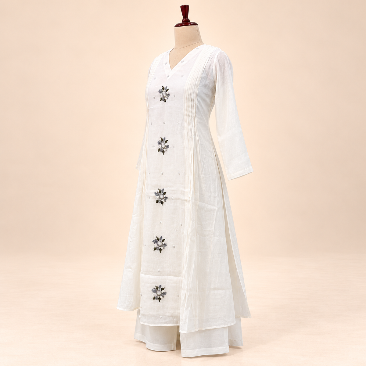Elegant White Cotton Floral Embroidered Kurta Set